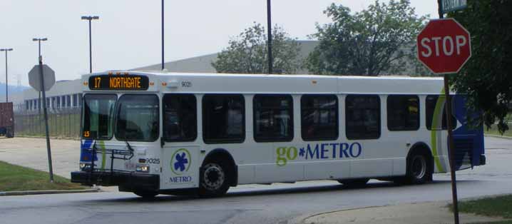 Go-Metro Cincinnati New Flyer D40LF 9025